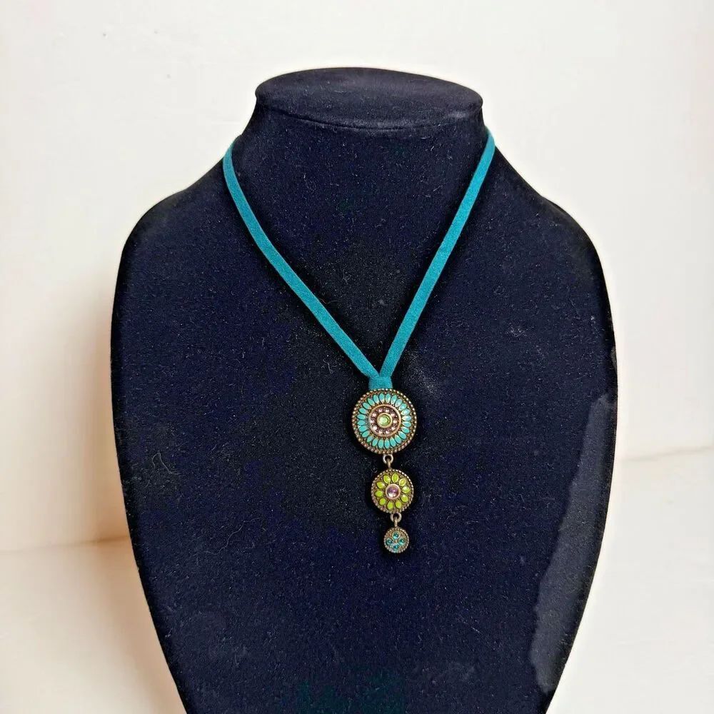 Nine West NW Faux Suede Southwest Pendant Necklace Turquoise Enamel Rhinestone